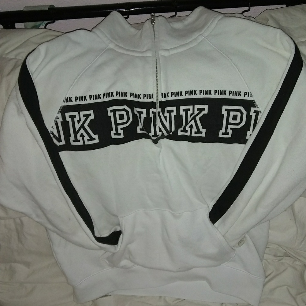 White VS PINK sweater - Picture 5 of 5